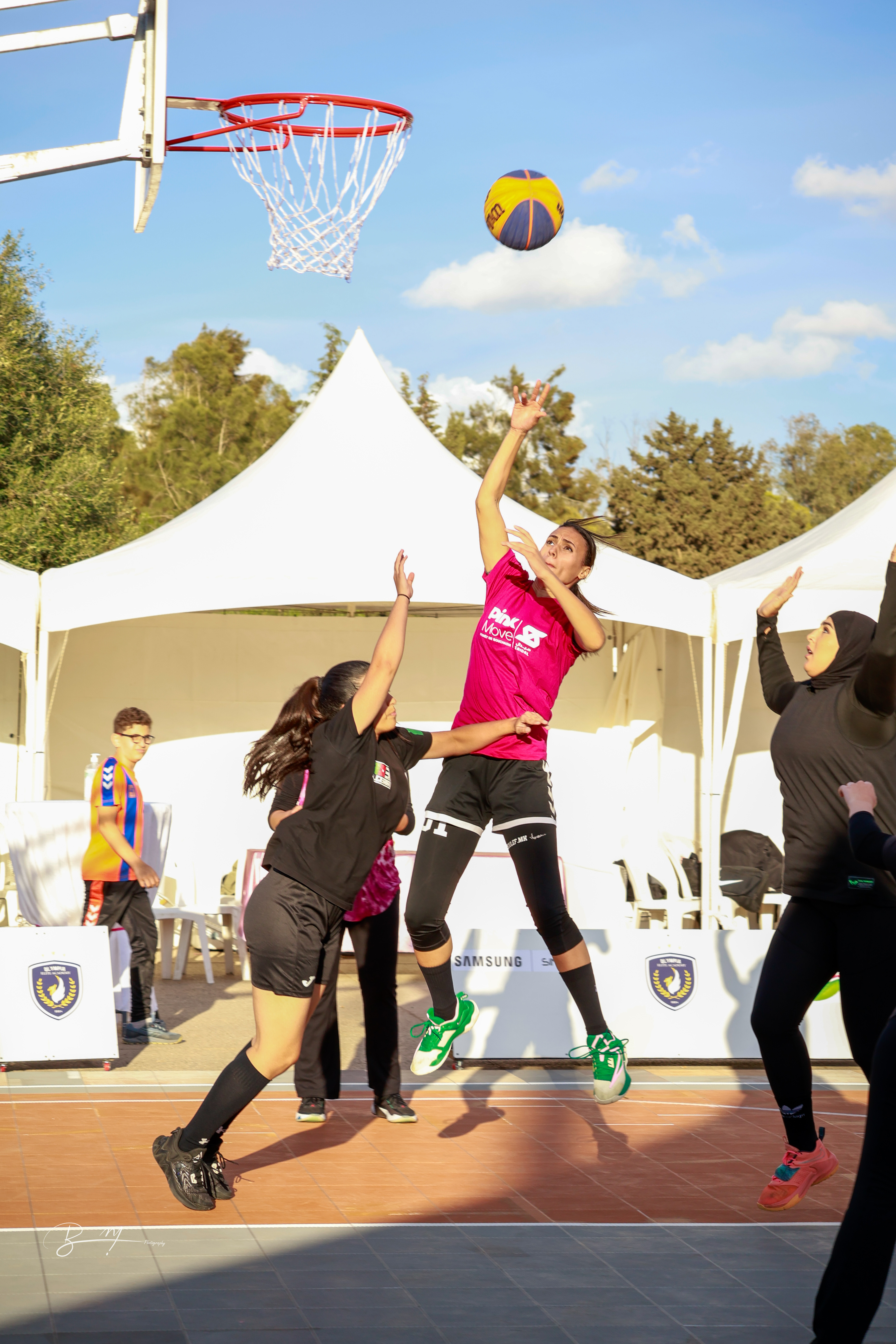 Pink Move 2024