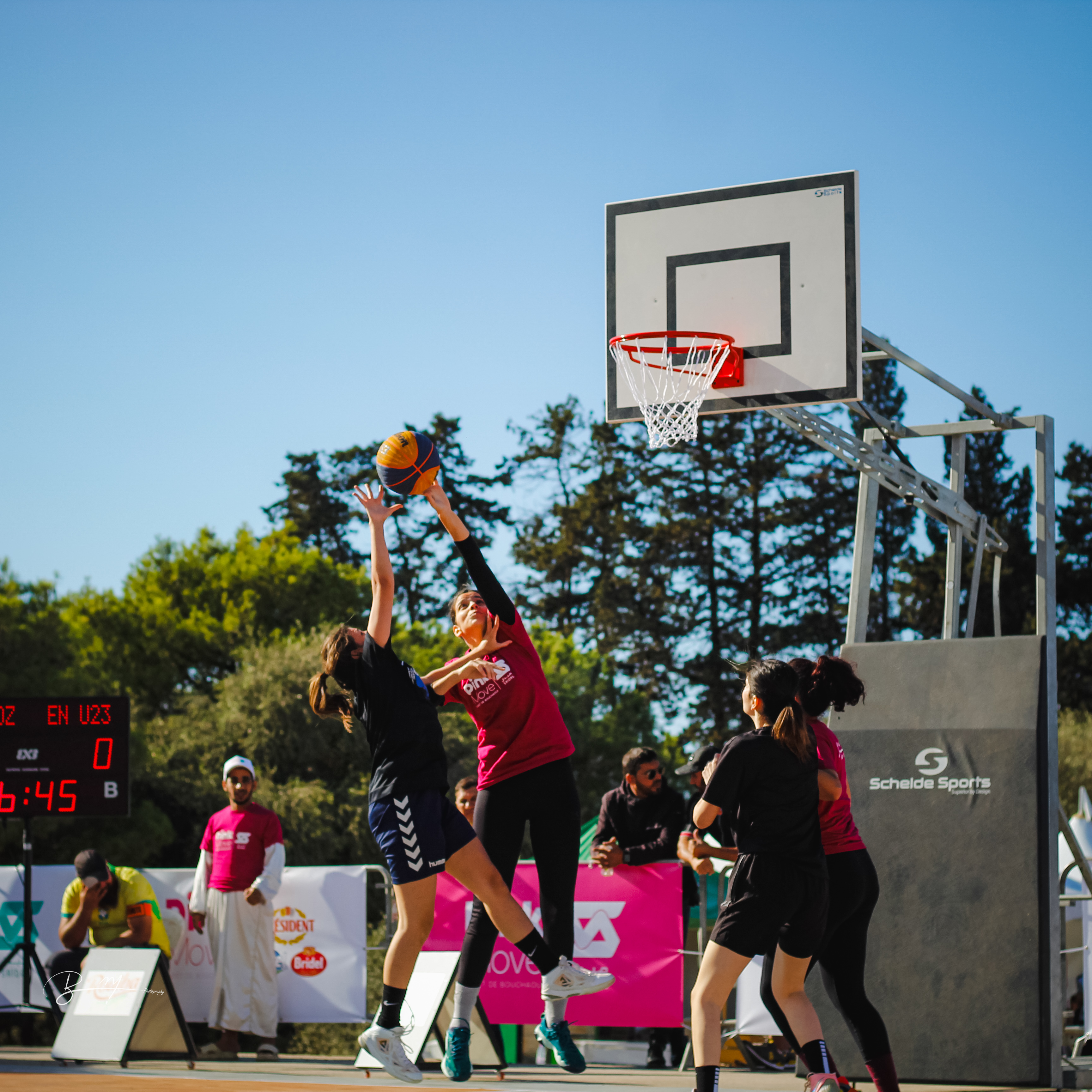 Pink Move 2024